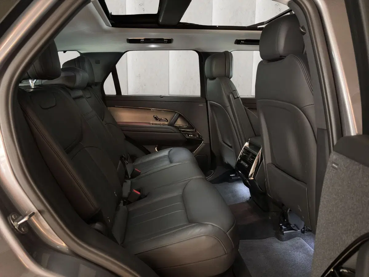Land Rover Range Rover Sport usata a Milano (5)