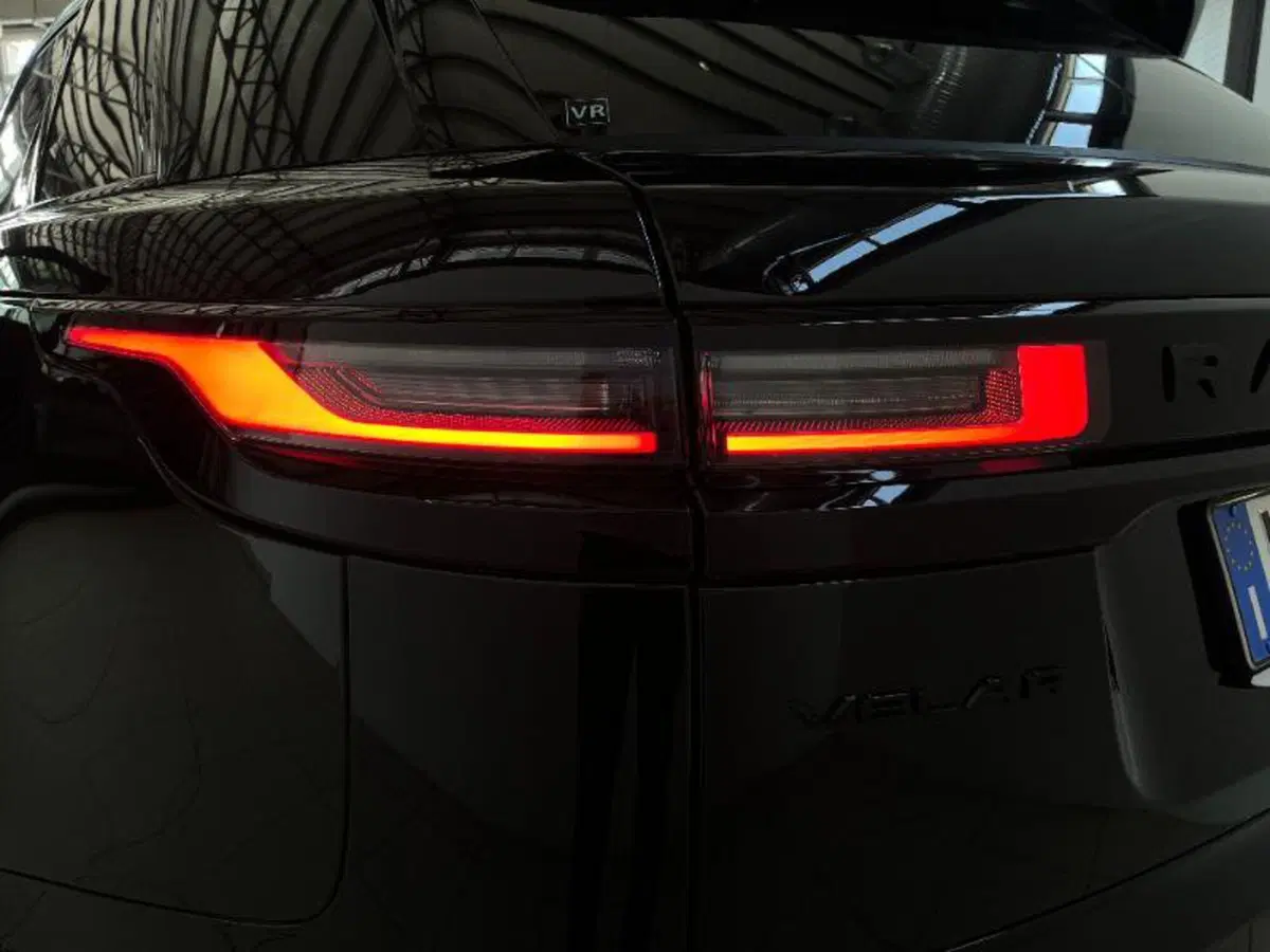 Land Rover Range Rover Velar usata a Venezia (11)