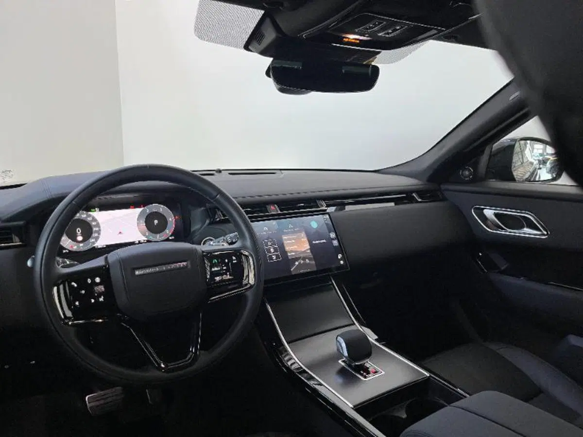 Land Rover Range Rover Velar usata a Venezia (16)