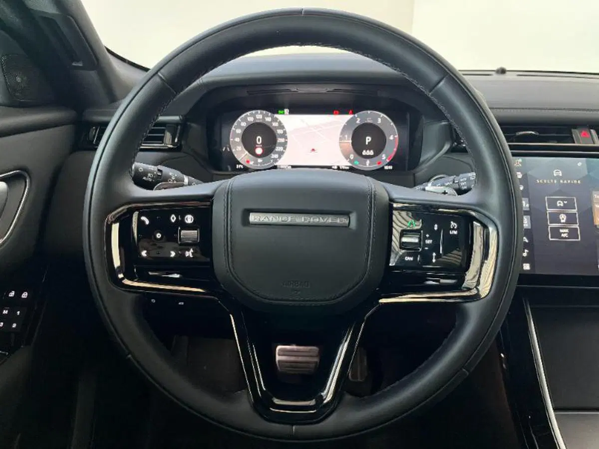 Land Rover Range Rover Velar usata a Venezia (19)