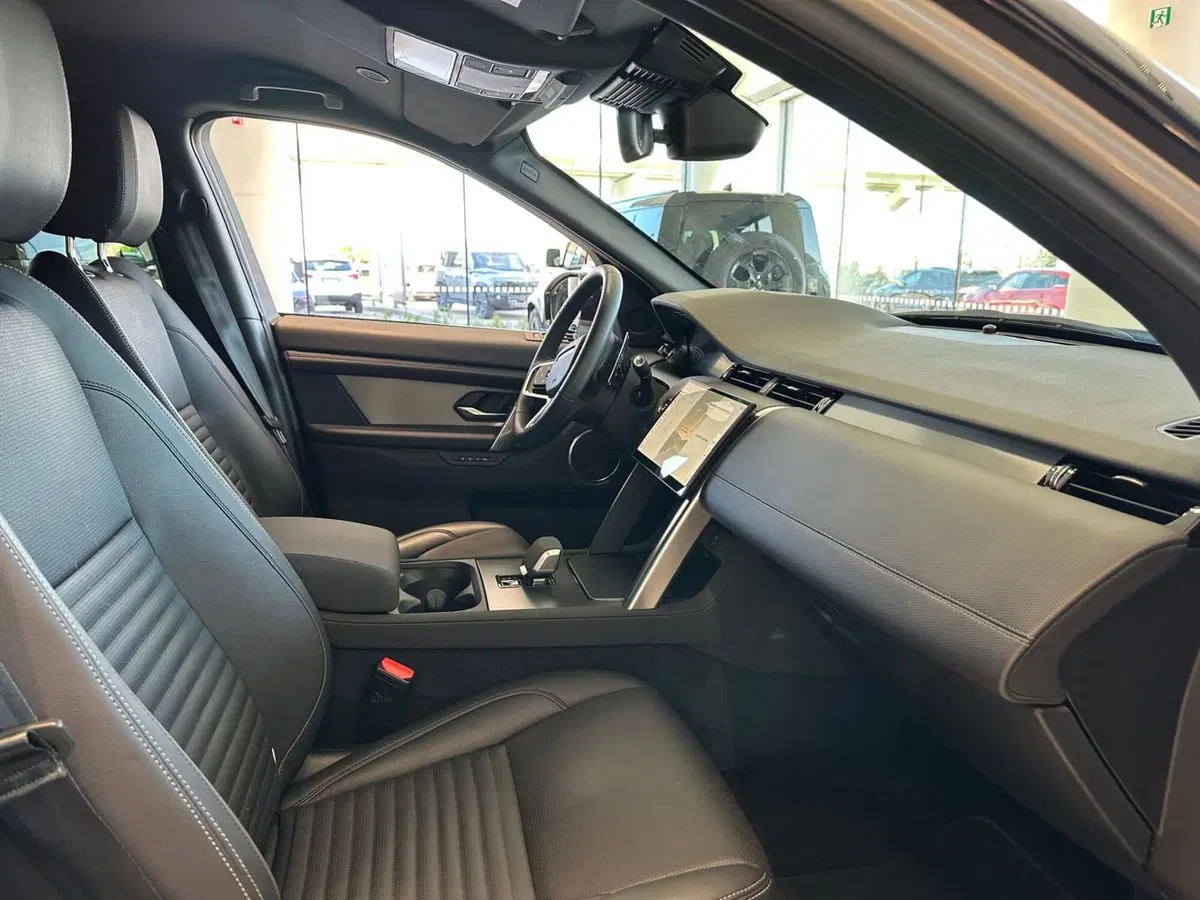 Land Rover Discovery Sport usata a Pordenone (3)