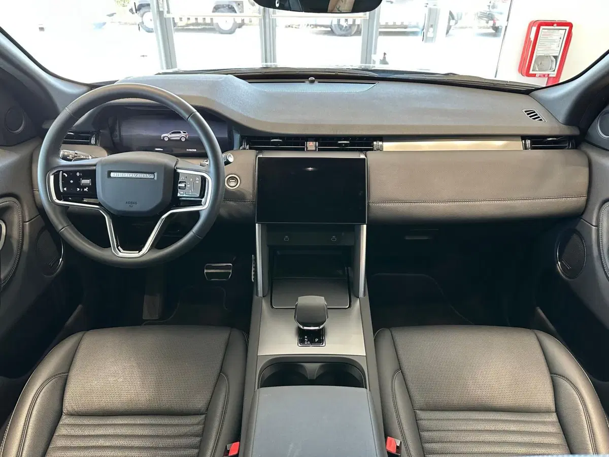 Land Rover Discovery Sport usata a Pordenone (4)