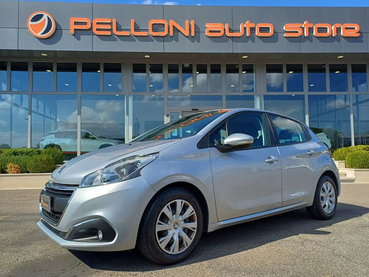 Peugeot 208 usata a Modena (17)