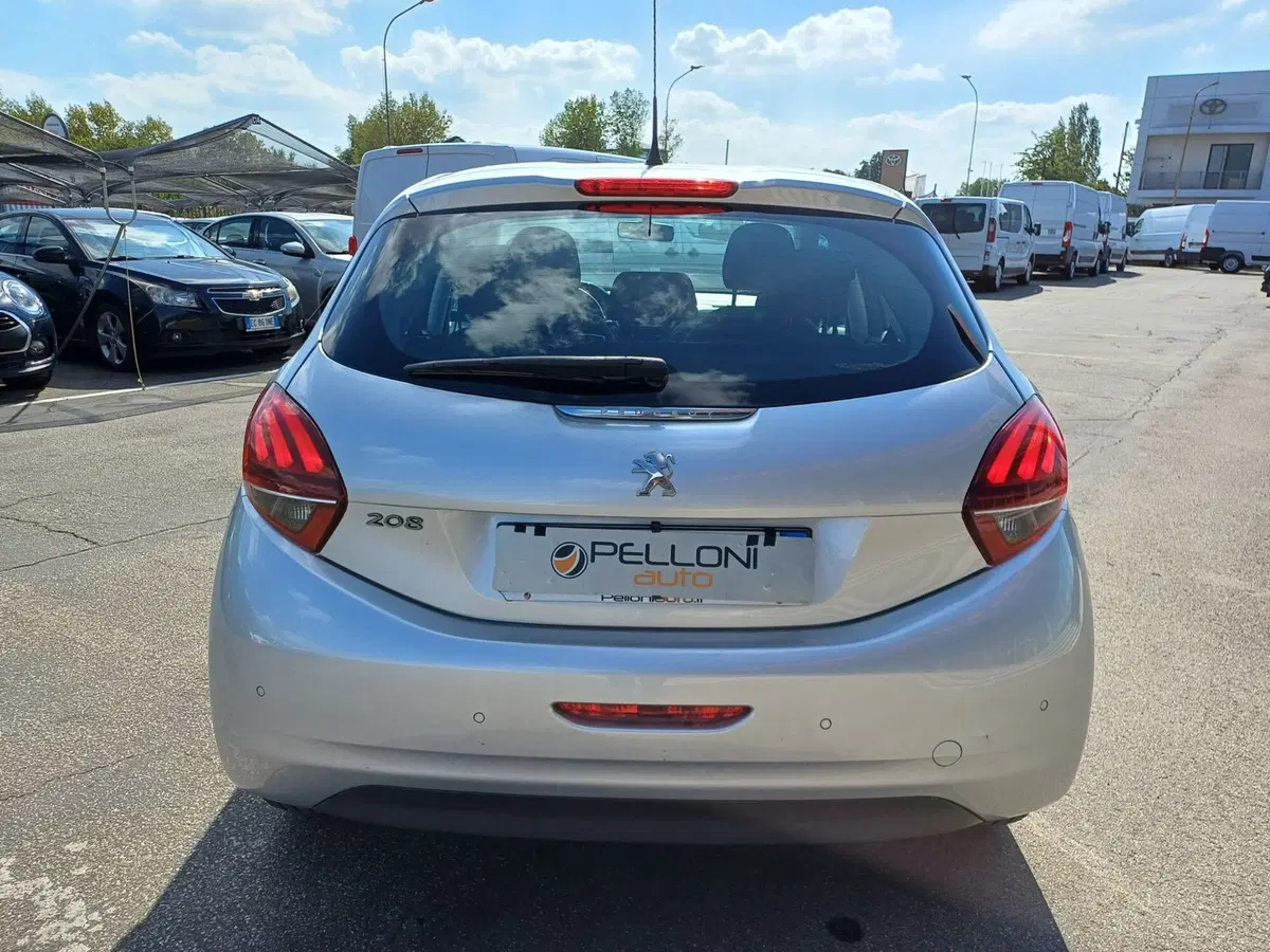 Peugeot 208 usata a Modena (8)