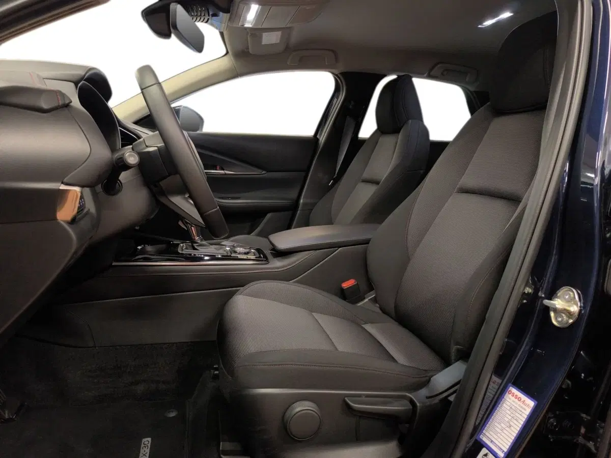 Mazda CX-30 usata a Udine (8)