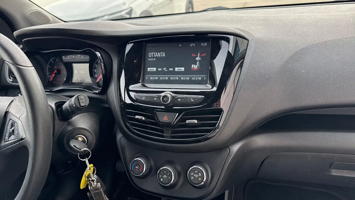 Opel Karl usata a Padova (9)