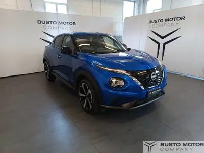 Nissan Juke 1.6 hev N-Connecta del 2023 usata a Olgiate Olona