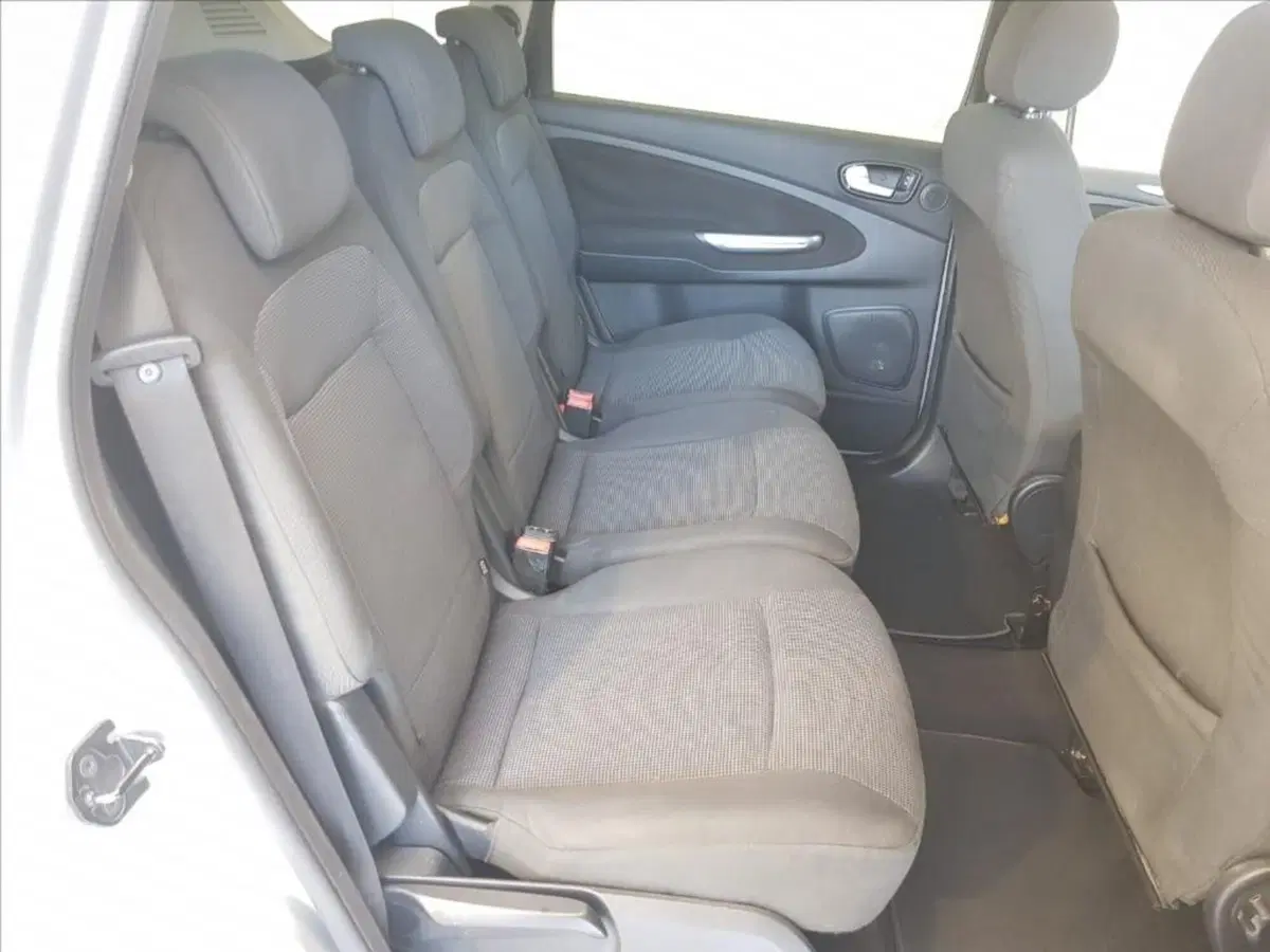 Ford S-Max usata a Lucca (12)