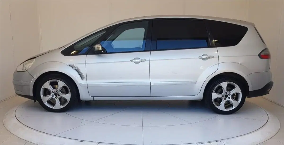 Ford S-Max usata a Lucca (3)