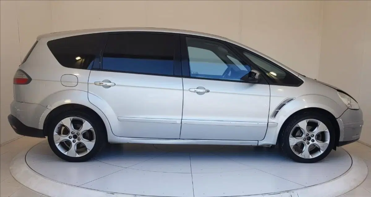 Ford S-Max usata a Lucca (7)