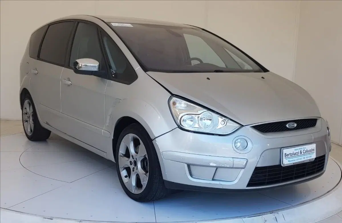 Ford S-Max usata a Lucca (8)