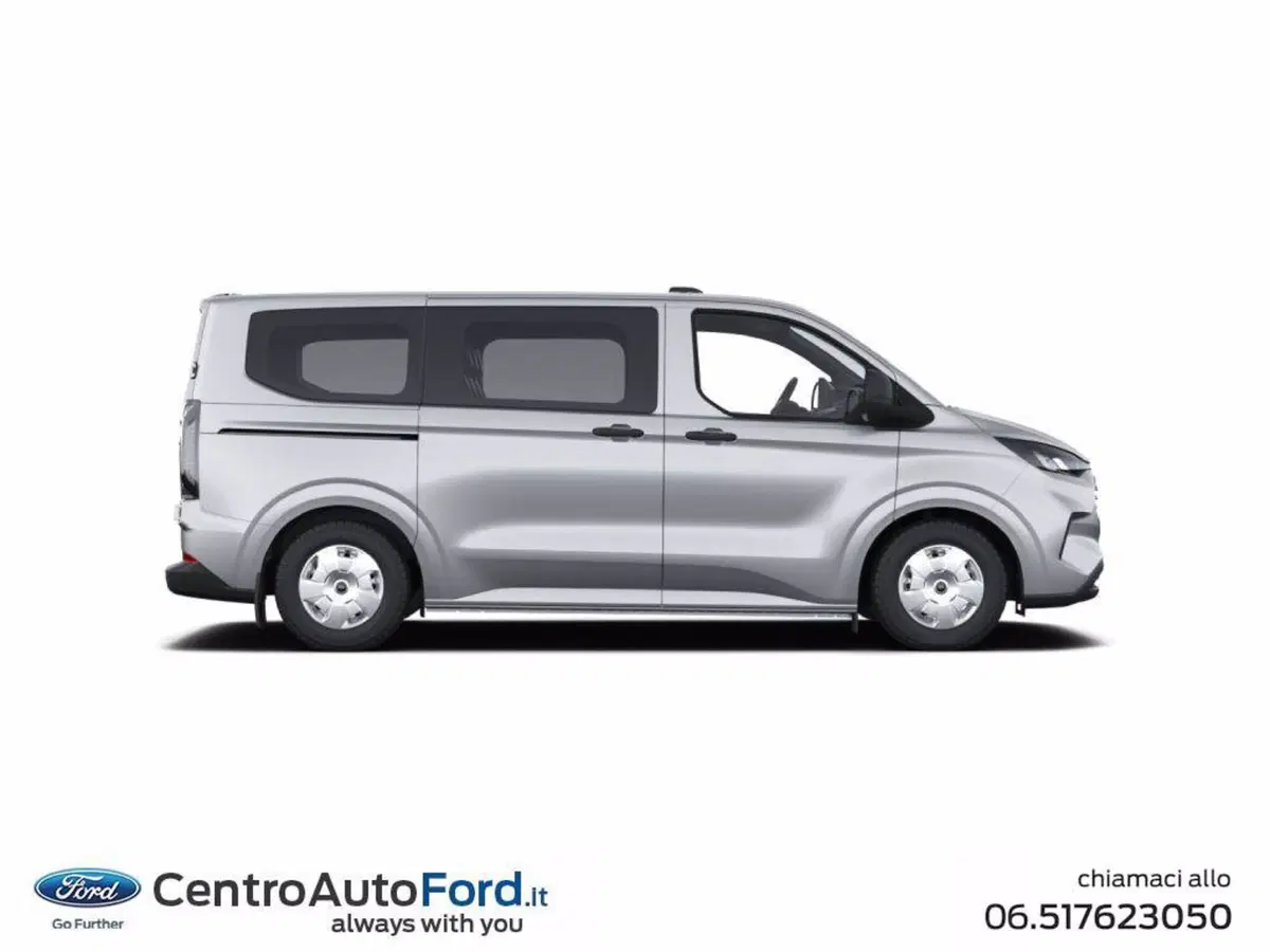 Ford Transit Custom Furgone nuova a Roma (2)