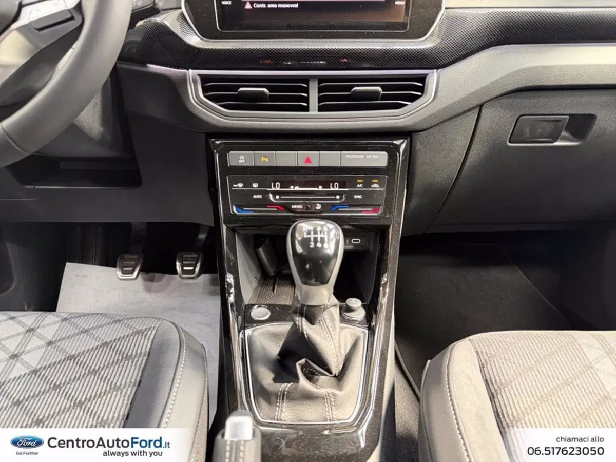 Volkswagen T-Cross nuova a Roma (11)