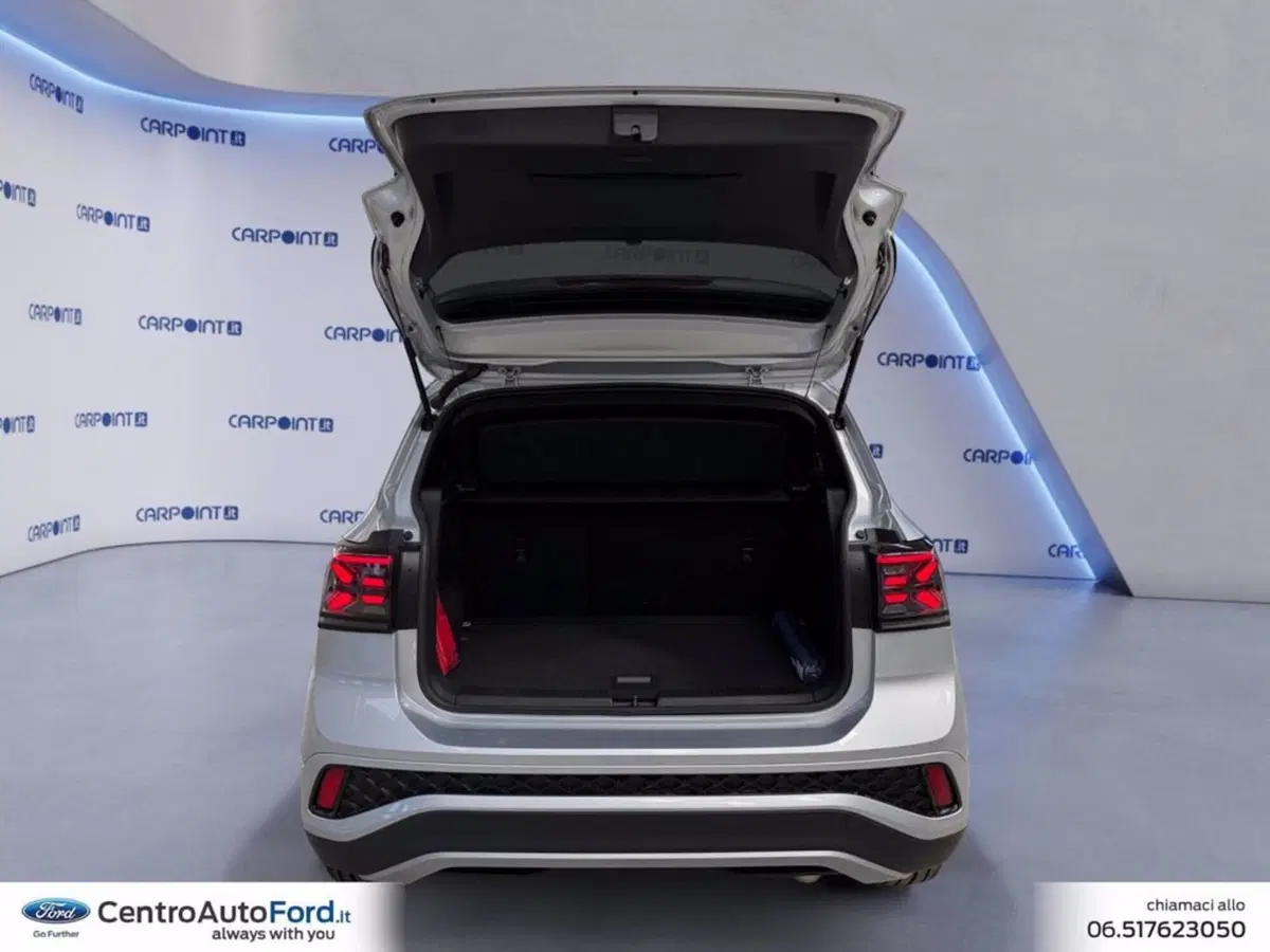 Volkswagen T-Cross nuova a Roma (17)