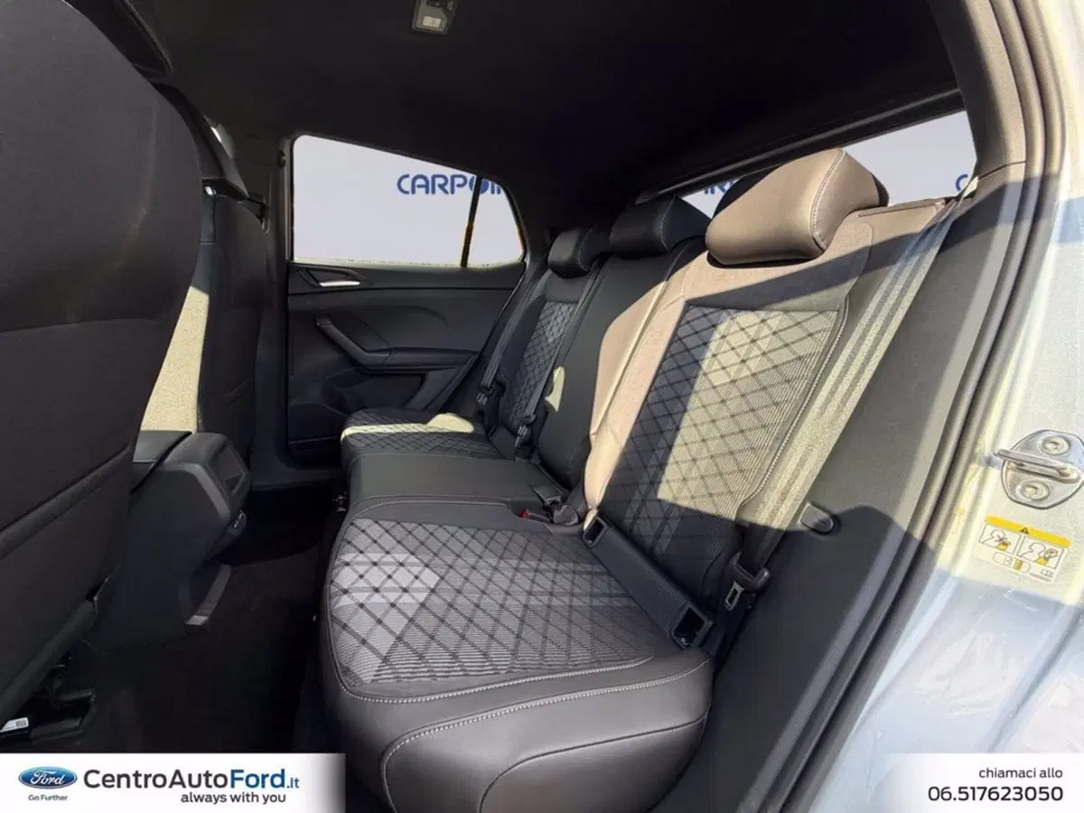 Volkswagen T-Cross nuova a Roma (13)