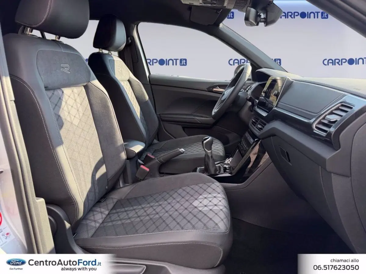 Volkswagen T-Cross nuova a Roma (15)