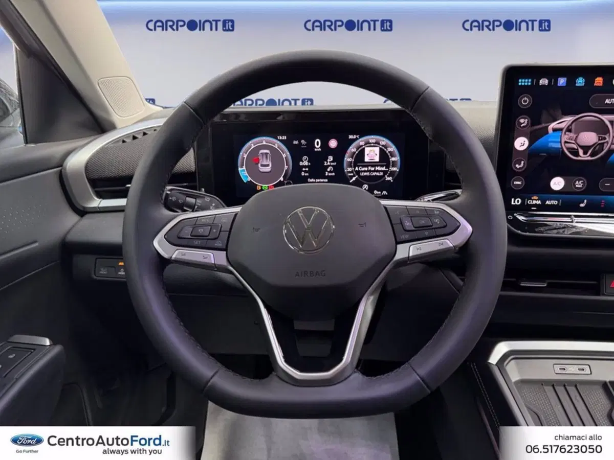 Volkswagen T-Roc nuova a Roma (12)