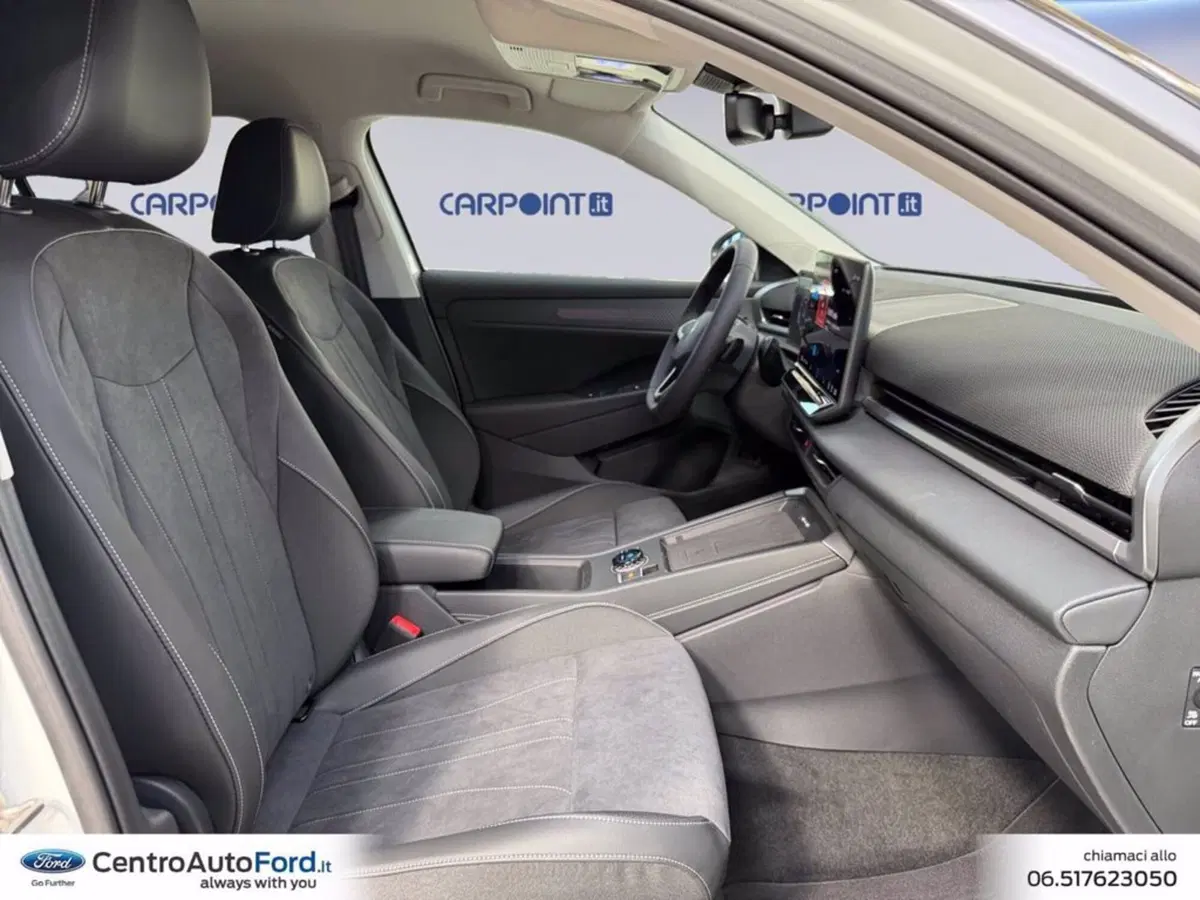 Volkswagen T-Roc nuova a Roma (15)