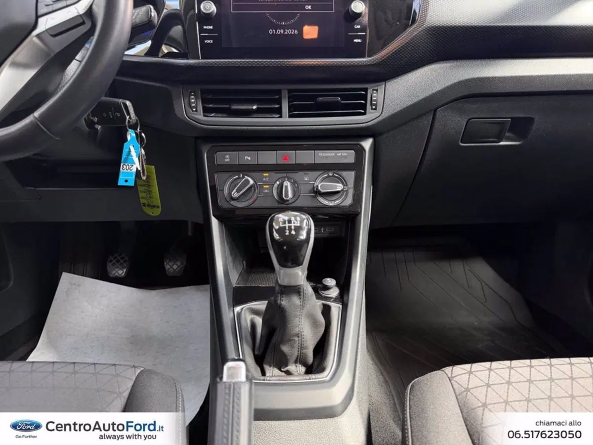 Volkswagen T-Cross usata a Roma (11)