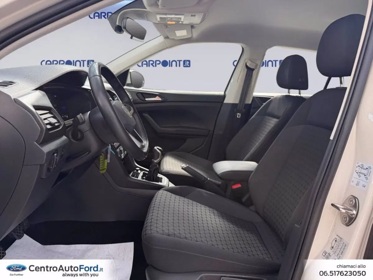 Volkswagen T-Cross usata a Roma (9)