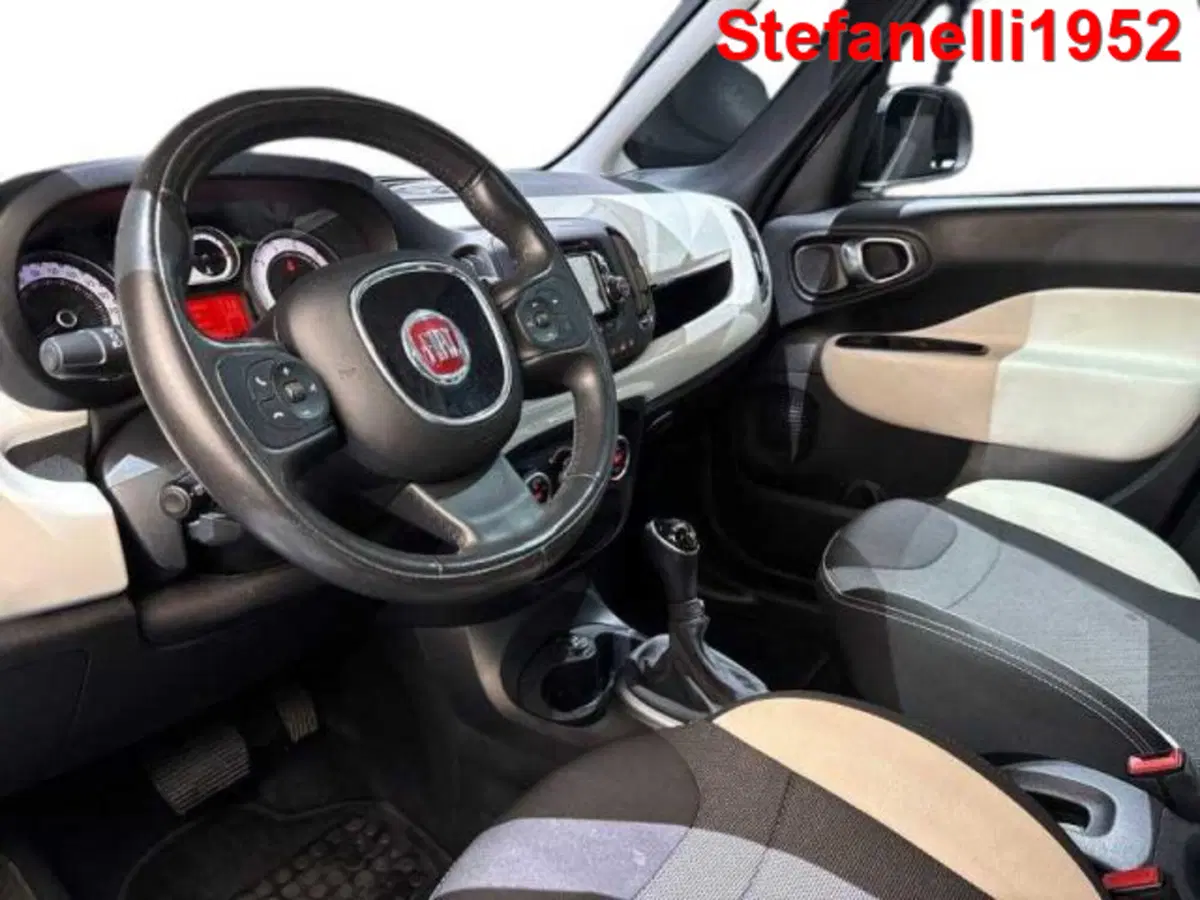 Fiat 500L usata a Bologna (11)