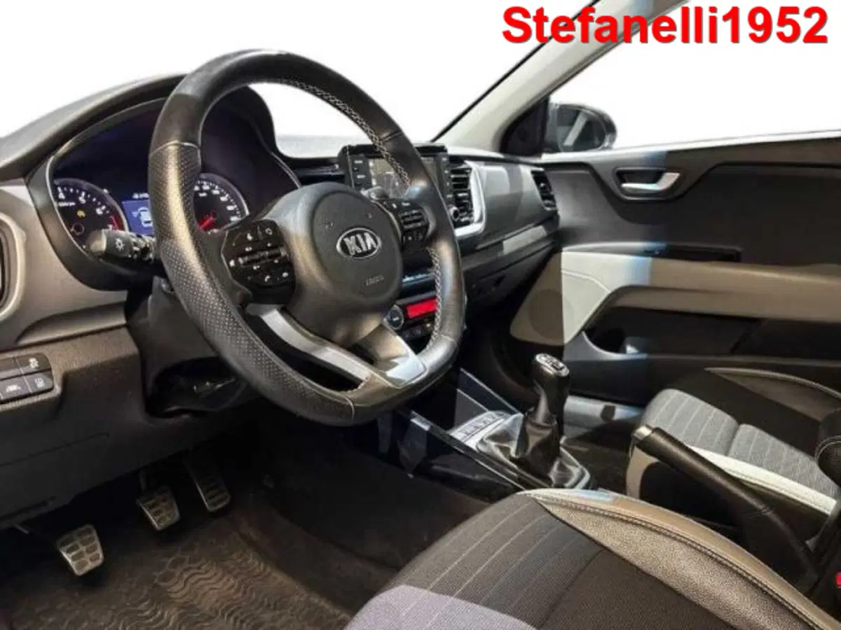 Kia Stonic usata a Bologna (11)