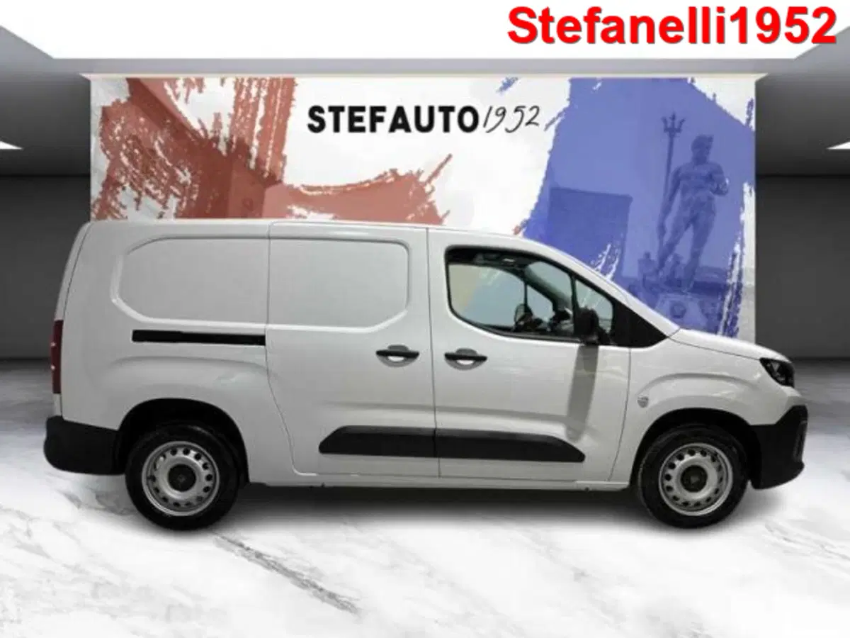 Peugeot Partner Furgone nuova a Bologna (2)