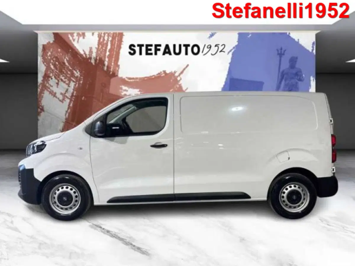 Opel Vivaro Furgone nuova a Bologna (3)