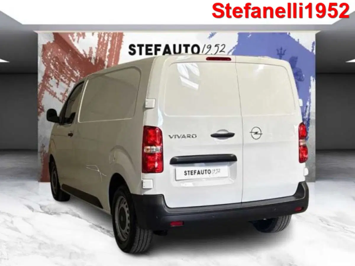 Opel Vivaro Furgone nuova a Bologna (5)