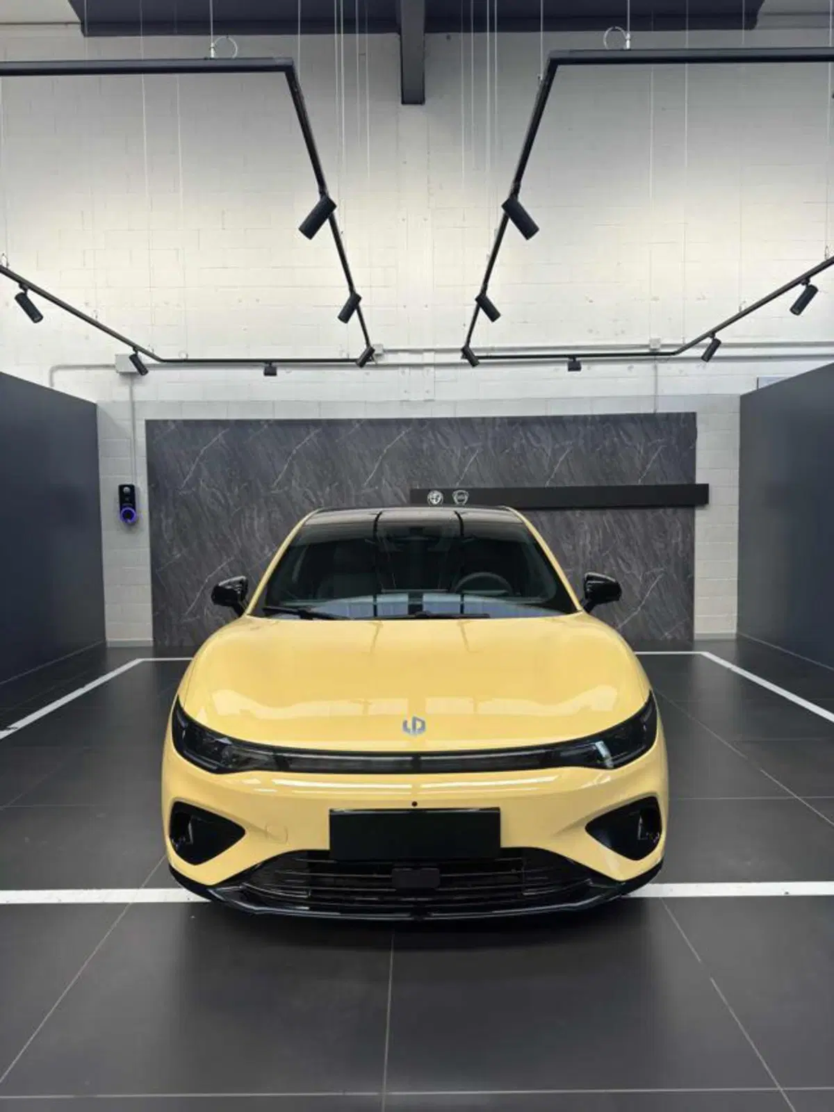 Leapmotor B05 nuova a Vercelli (2)