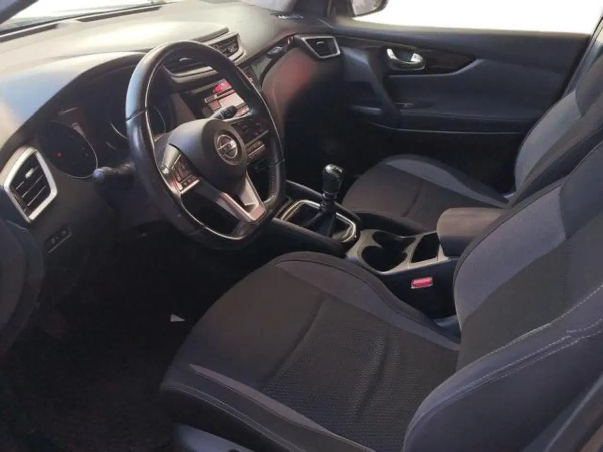 Nissan Qashqai usata a Sassari (6)