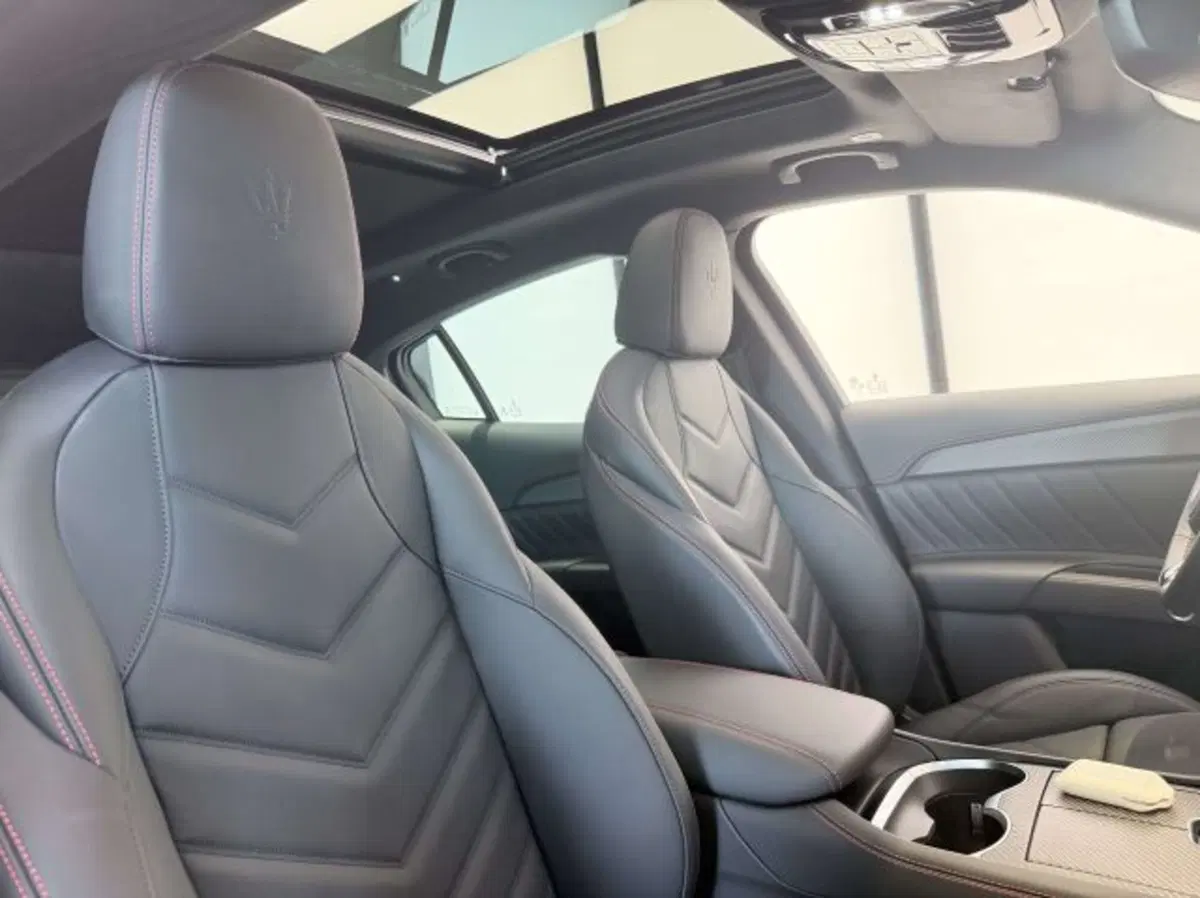 Maserati Grecale usata a Torino (10)