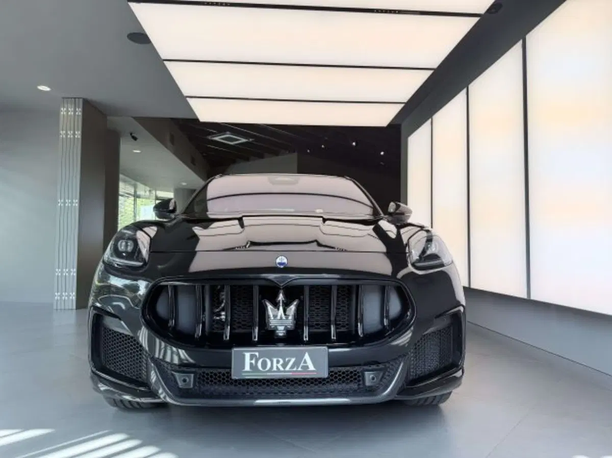 Maserati Grecale usata a Torino (2)