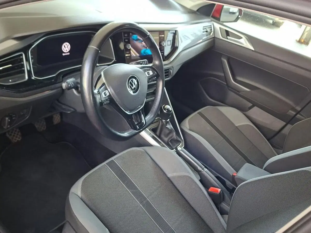 Volkswagen Polo usata a Torino (6)