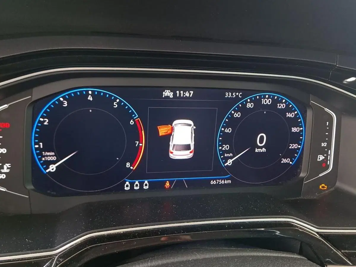 Volkswagen Polo usata a Torino (8)