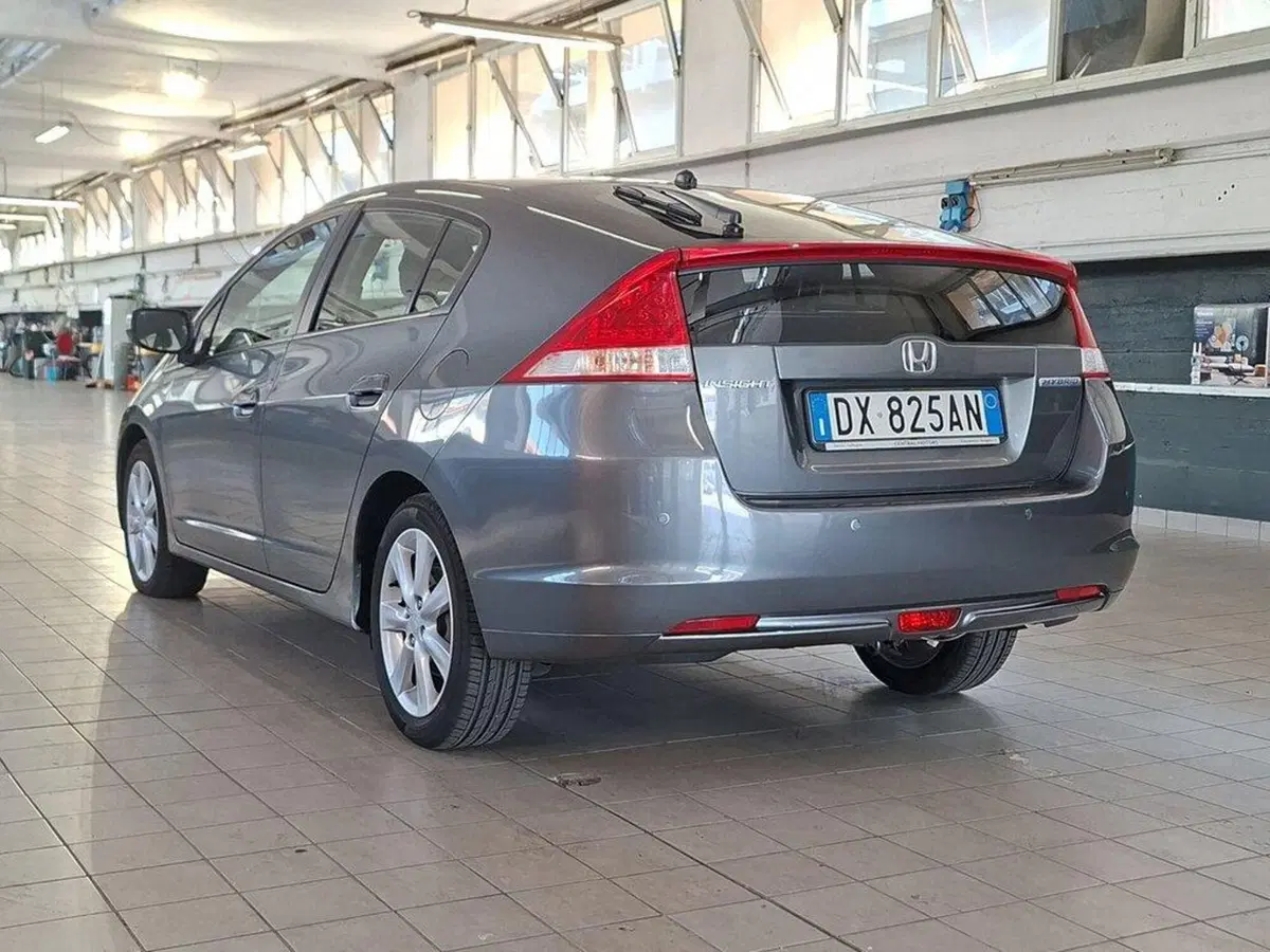 Honda Insight usata a Torino (4)
