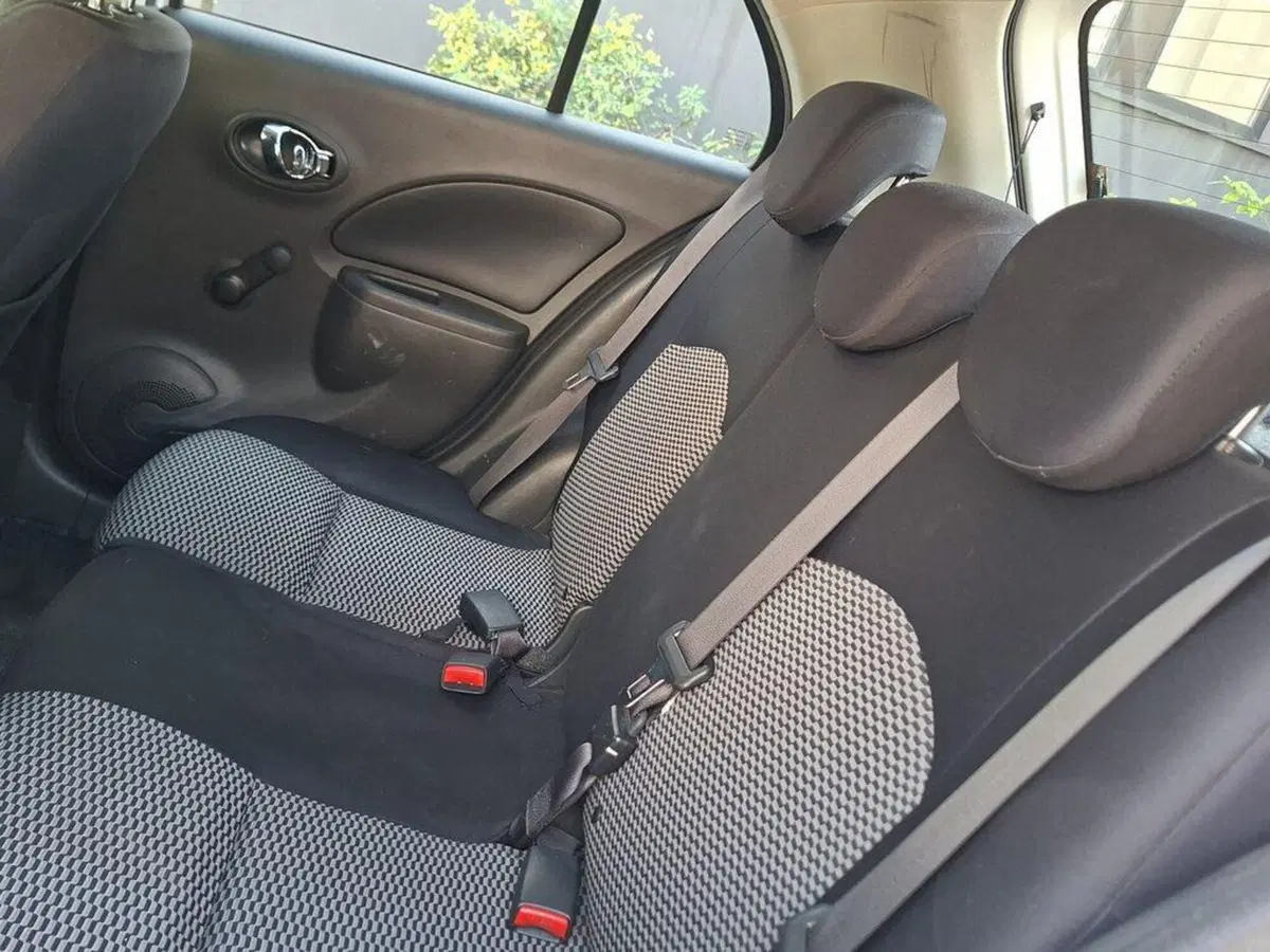 Nissan Micra usata a Torino (10)