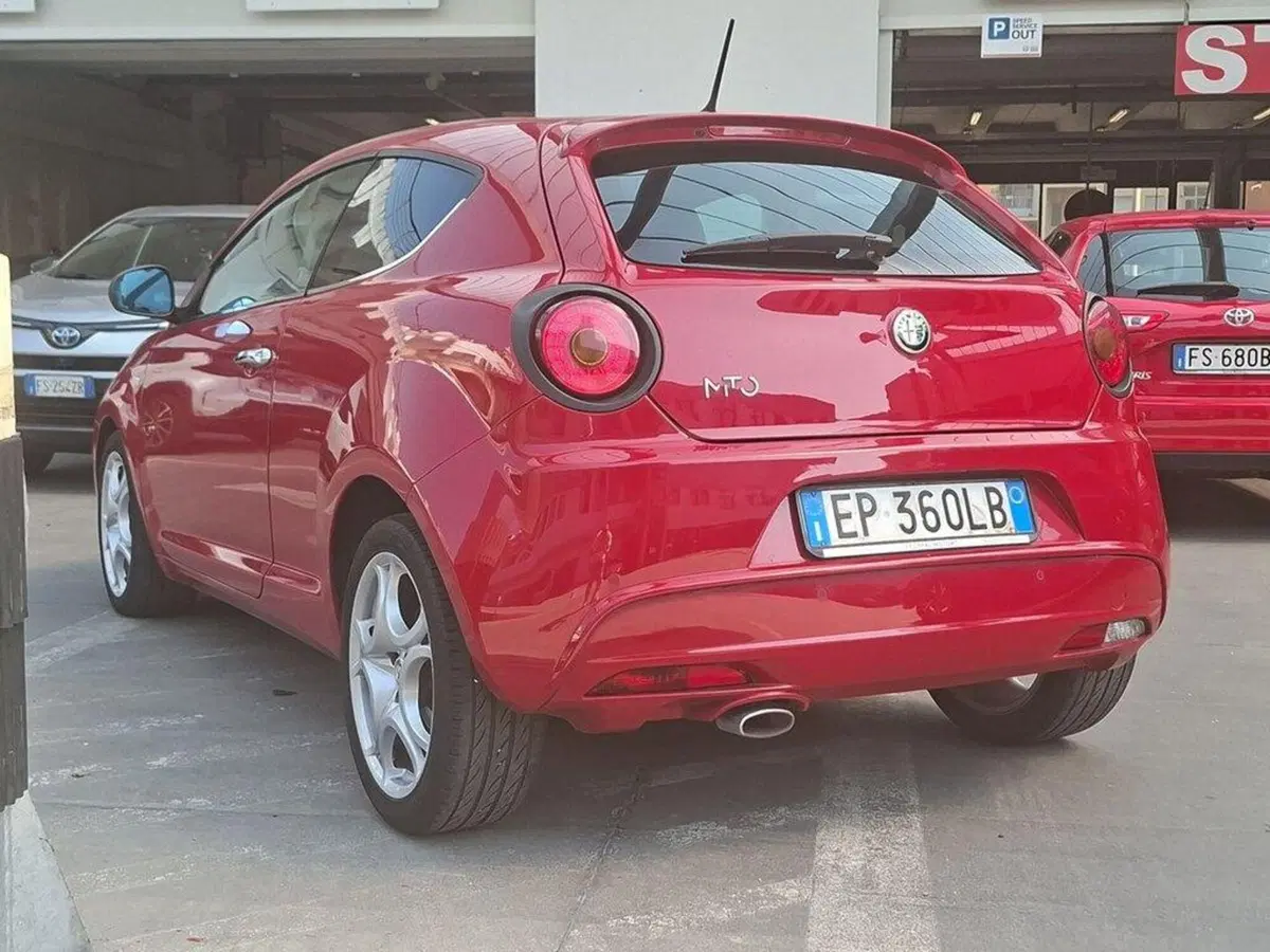 Alfa Romeo MiTo usata a Torino (4)
