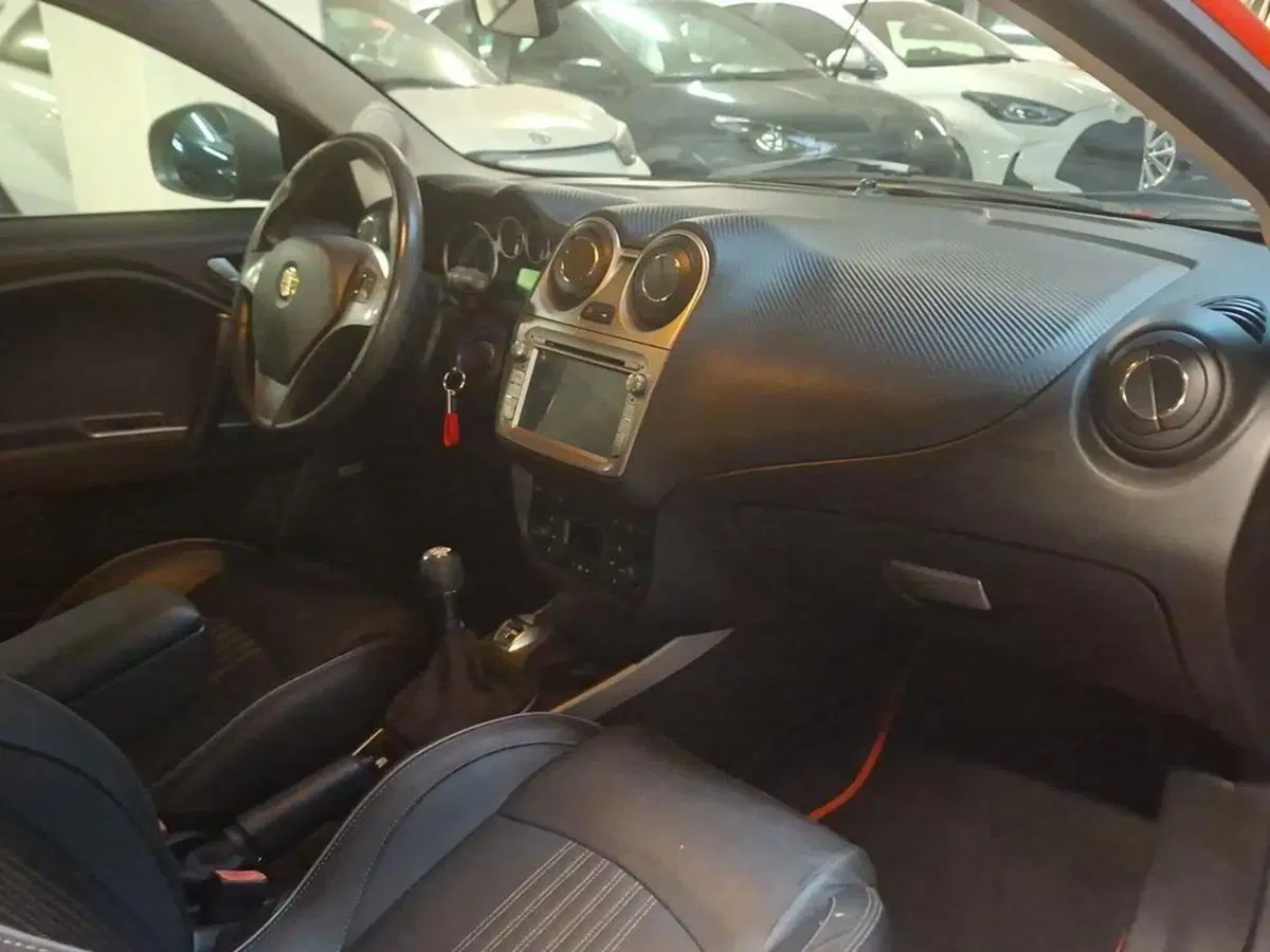 Alfa Romeo MiTo usata a Torino (6)