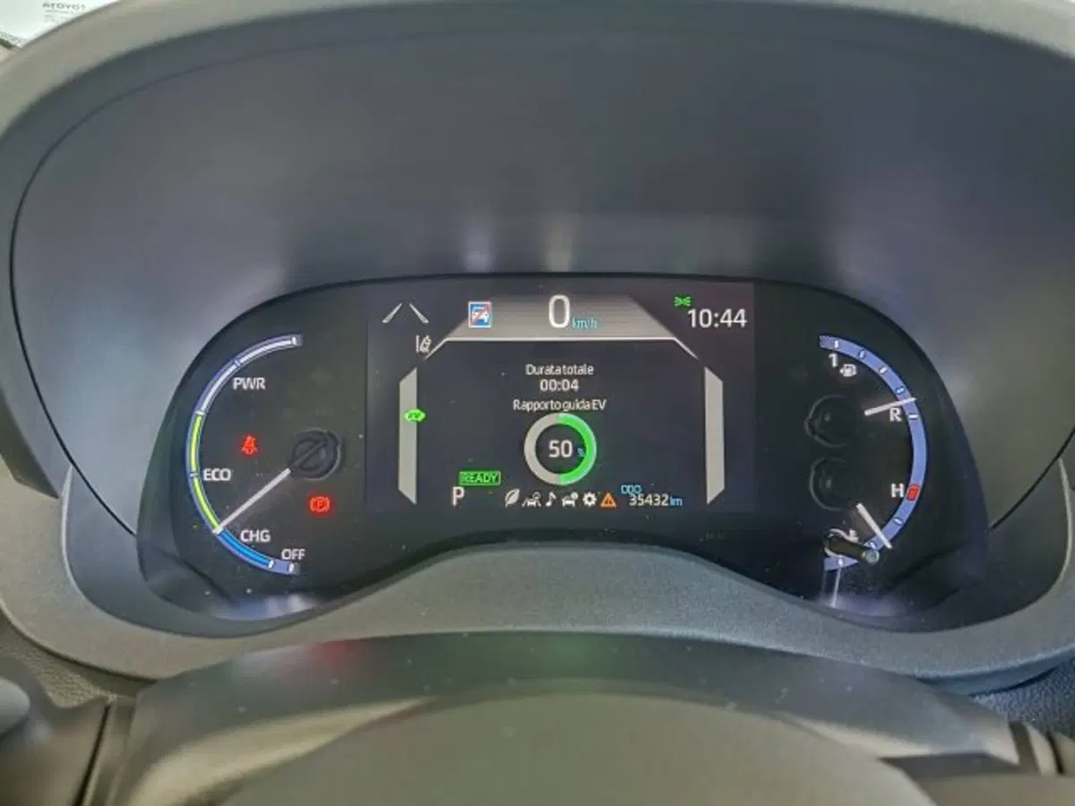 Toyota Yaris Cross usata a Teramo (12)