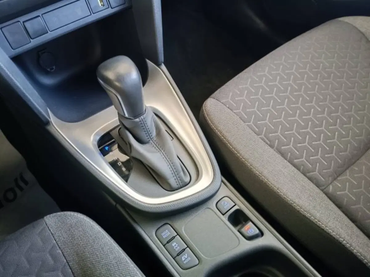 Toyota Yaris Cross usata a Teramo (16)