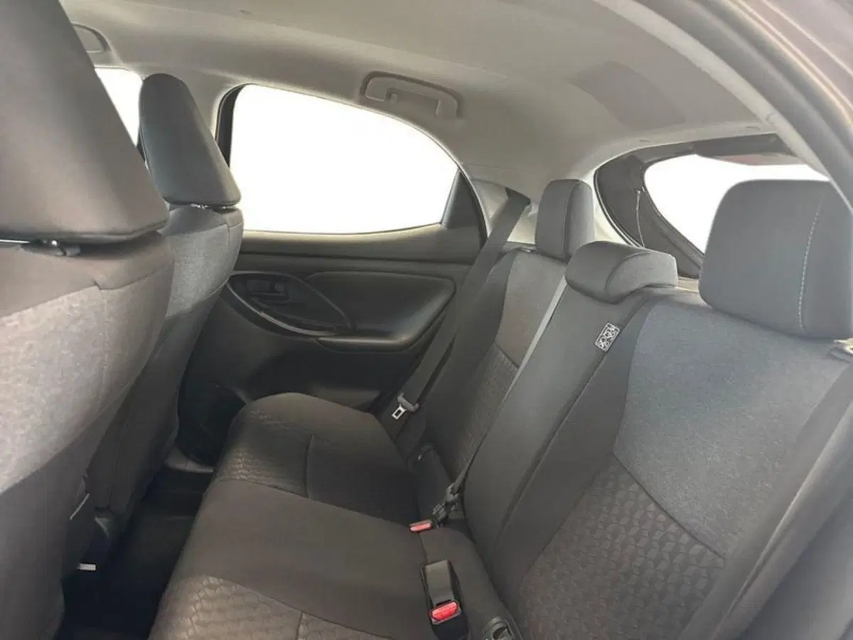 Toyota Yaris usata a Prato (14)
