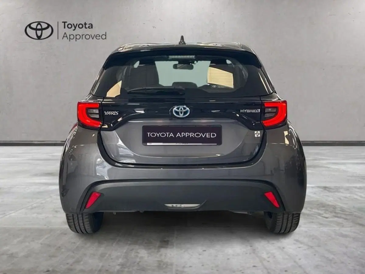 Toyota Yaris usata a Prato (7)