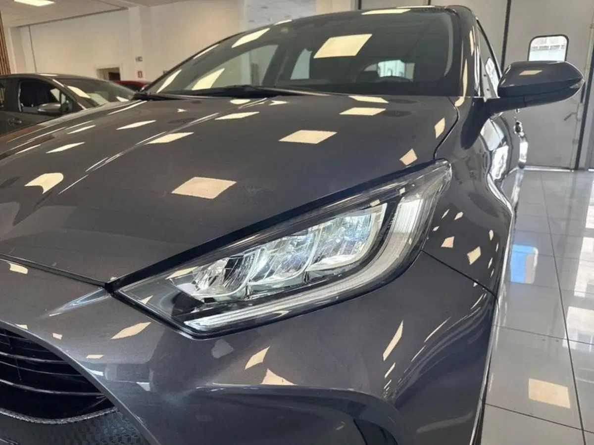 Toyota Yaris usata a Prato (8)