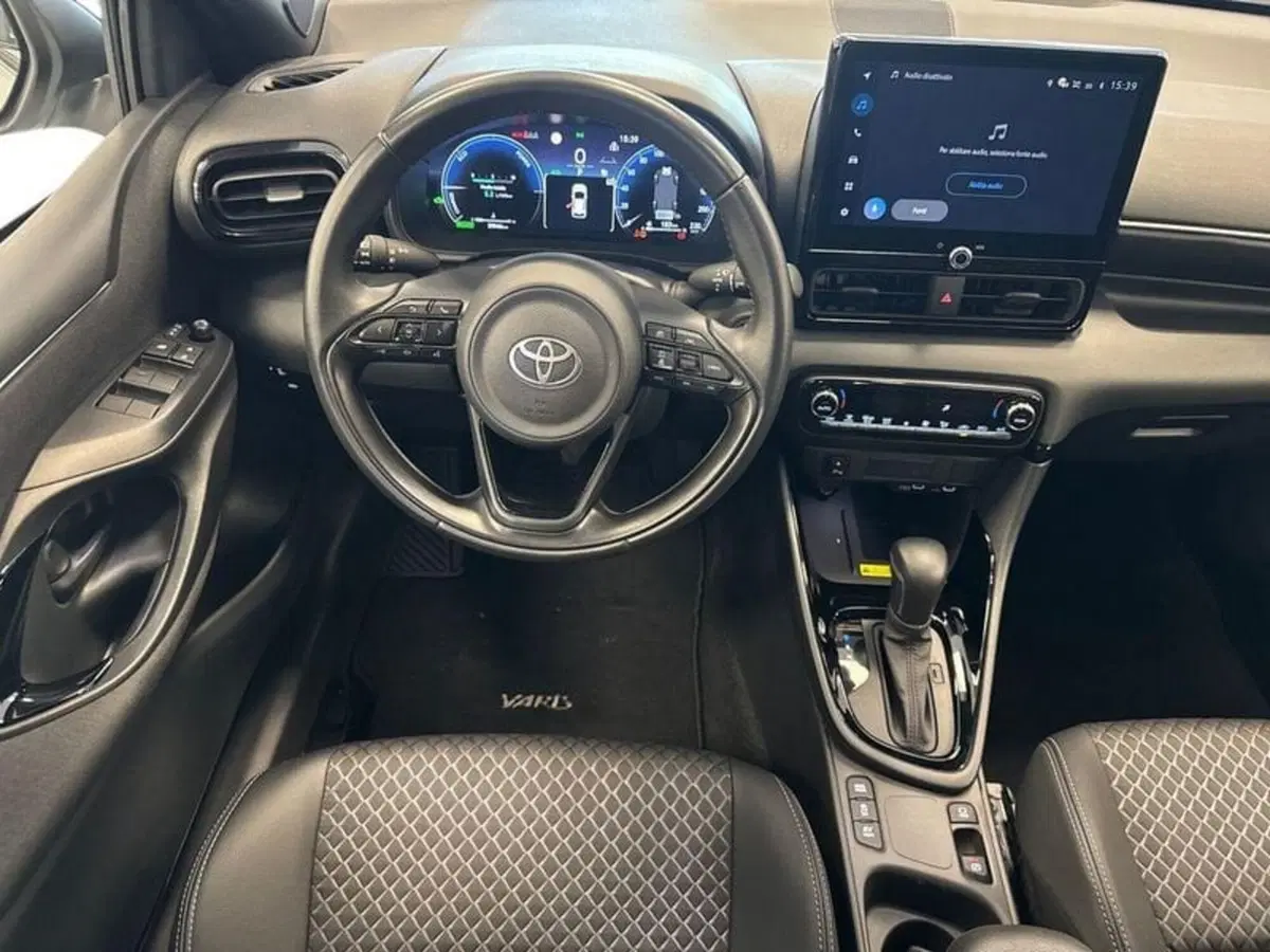 Toyota Yaris usata a Prato (10)
