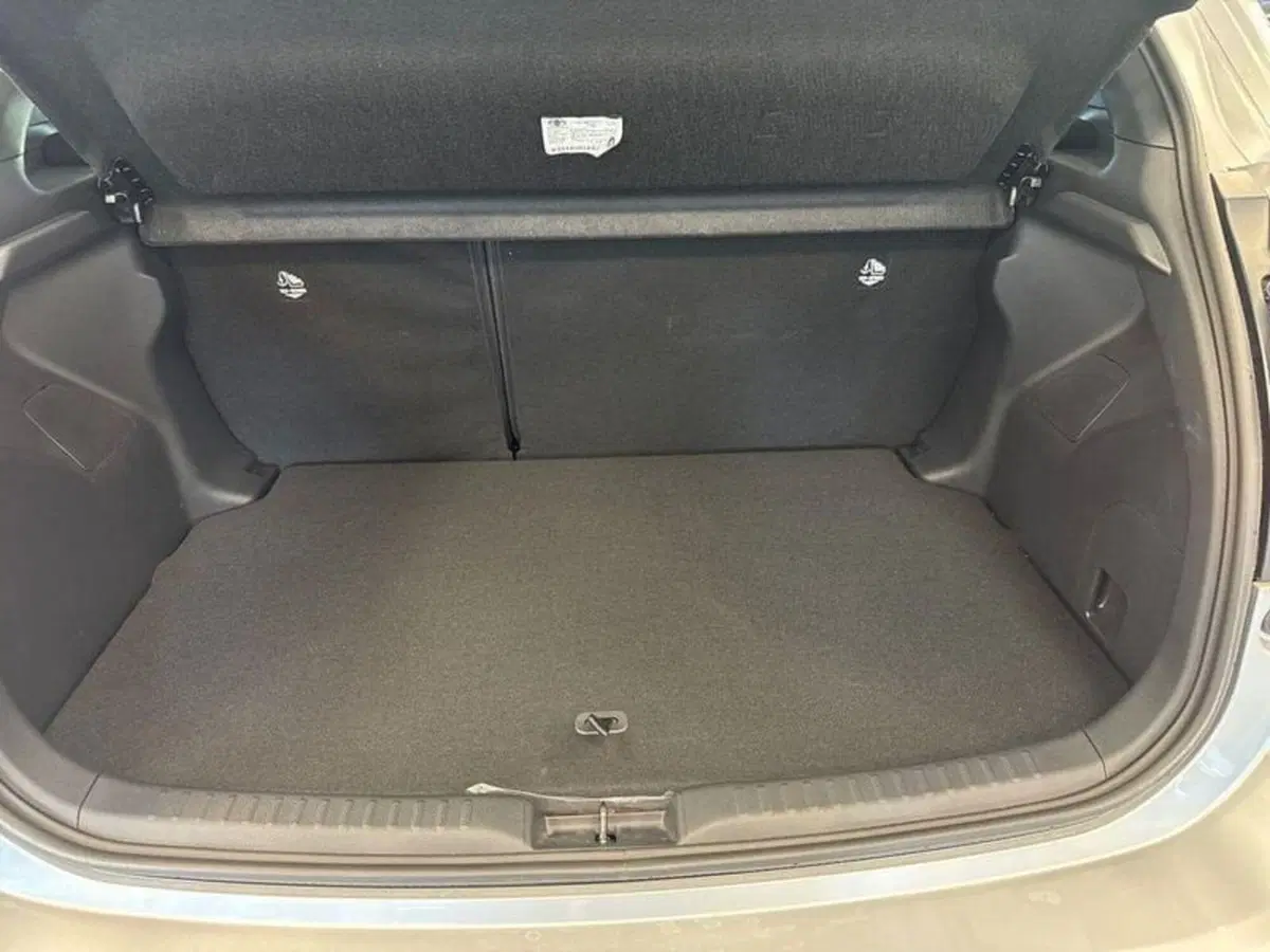 Toyota Yaris usata a Prato (11)