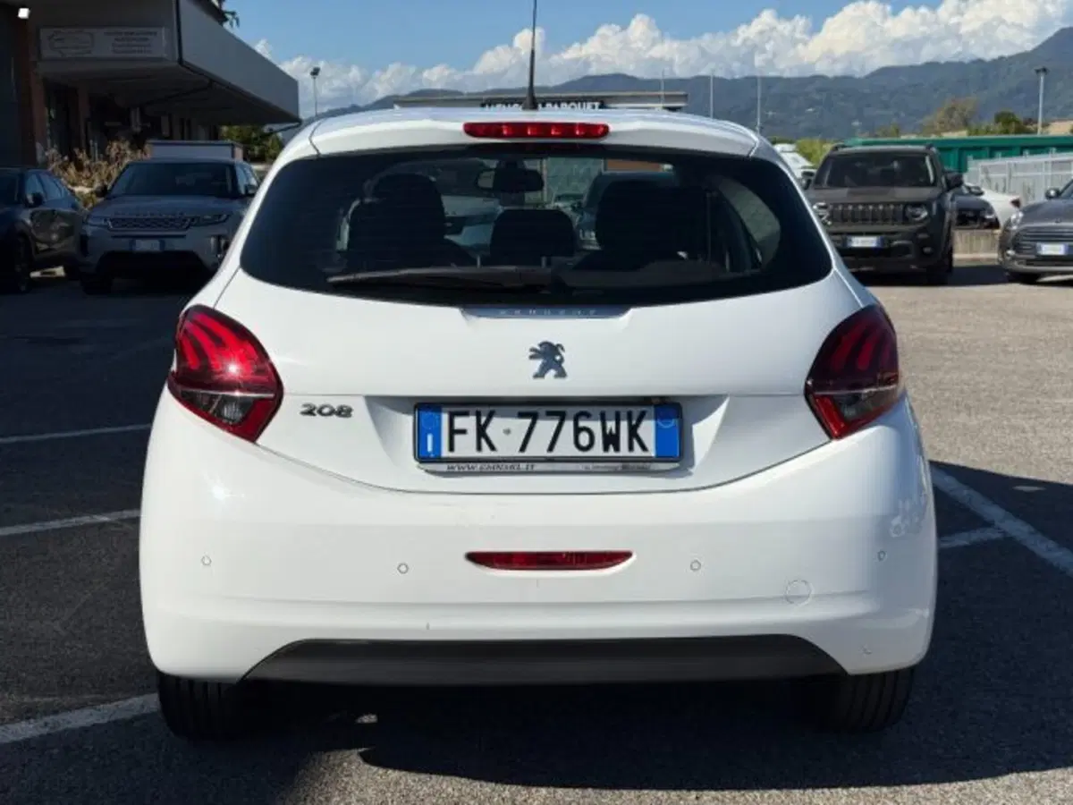 Peugeot 208 usata a Lucca (5)