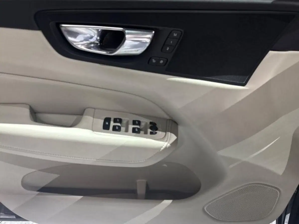 Volvo XC60 usata a Bologna (10)