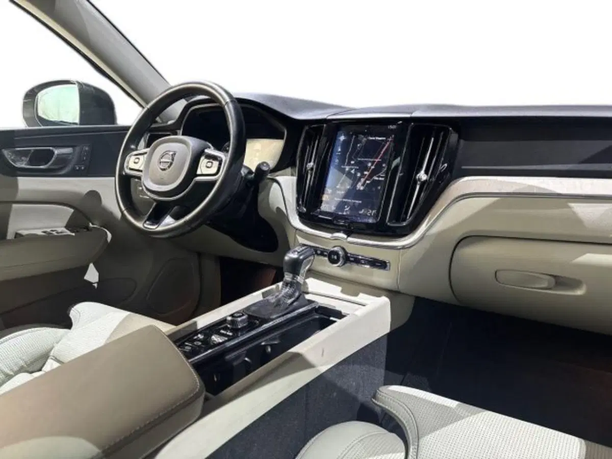 Volvo XC60 usata a Bologna (15)