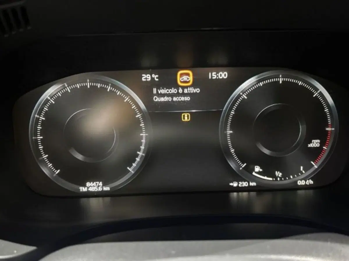 Volvo XC60 usata a Bologna (17)